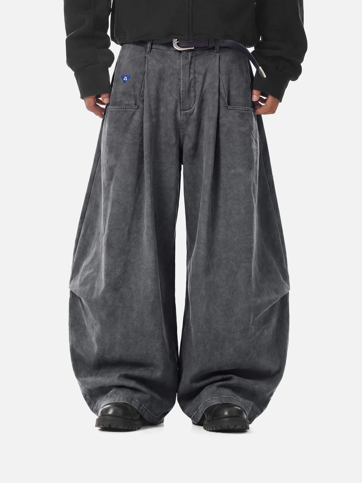 Aelfric Eden Pleated Pocket Baggy Barrel Pants