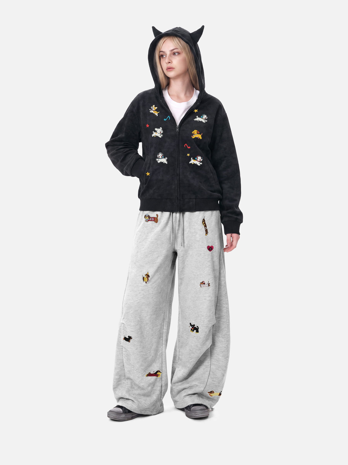 [Pre-Order] Aelfric Eden Cartoon Embroidered Zip Up Hoodie