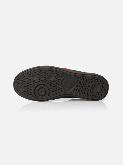 Triple Star Embroidery Star Gum Sole Skate Shoes