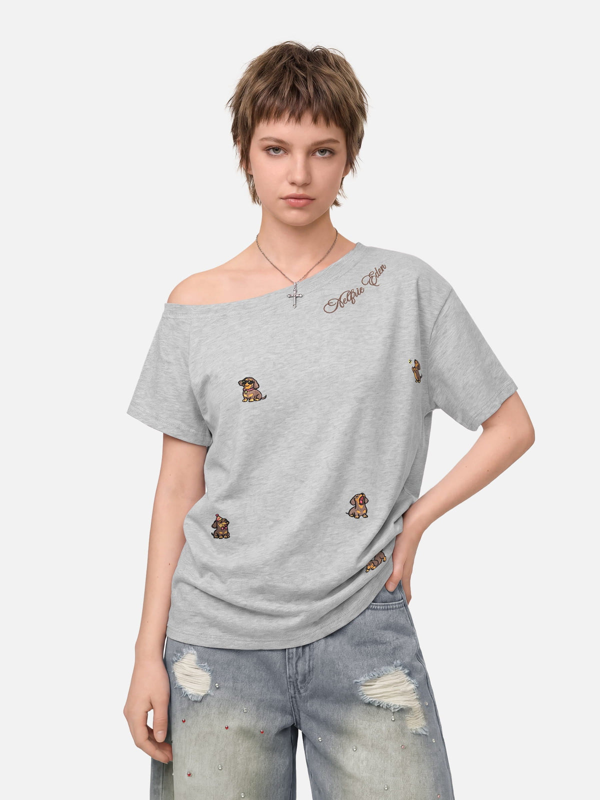 [Pre-Order] Aelfric Eden Dachshund Embroidery Off-The-Shoulder Tee