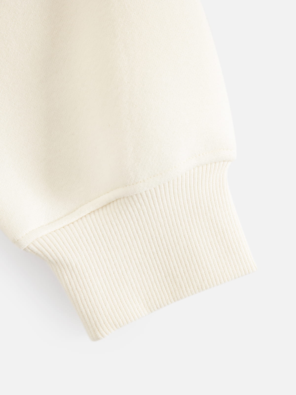 [Pre-Order] Aelfric Eden Dachshund Off-The-Shoulder Sweatshirt